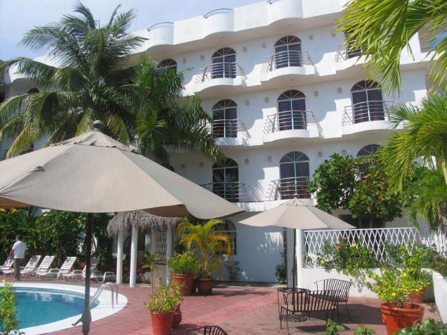 Hotel y Suites Bugambilias Rincón de Guayabitos Exterior foto